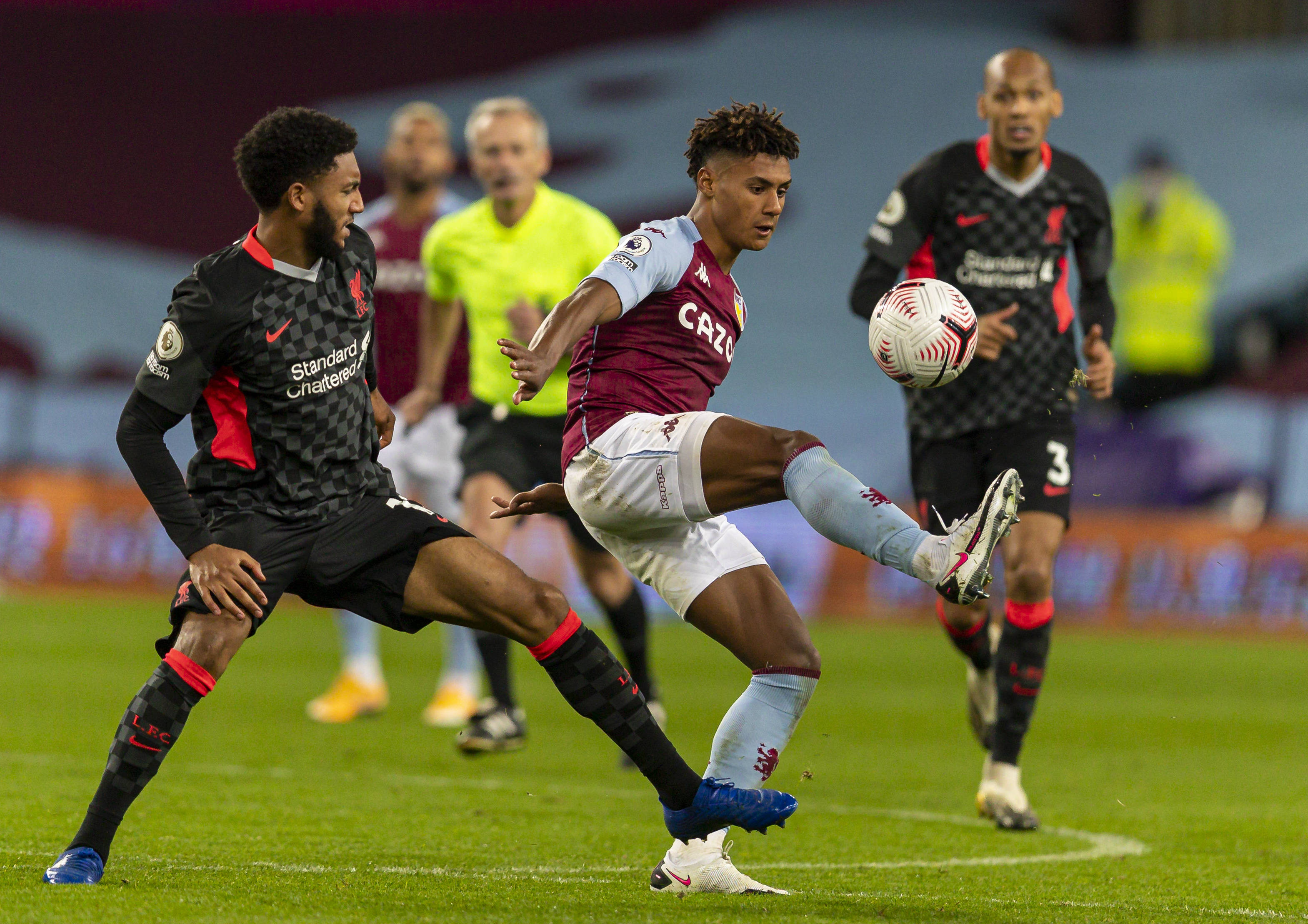 与曼城的联 与曼城的联